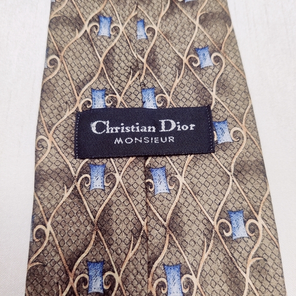 VTG Christian Dior Tie 100% Silk Gold Blue Pattern Made in Canada - Picture 5 of 10